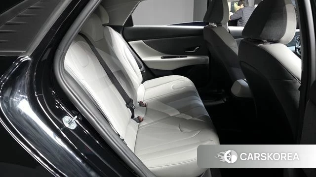 Hyundai Avante (CN7) 2021 Черный из Кореи, фото 3