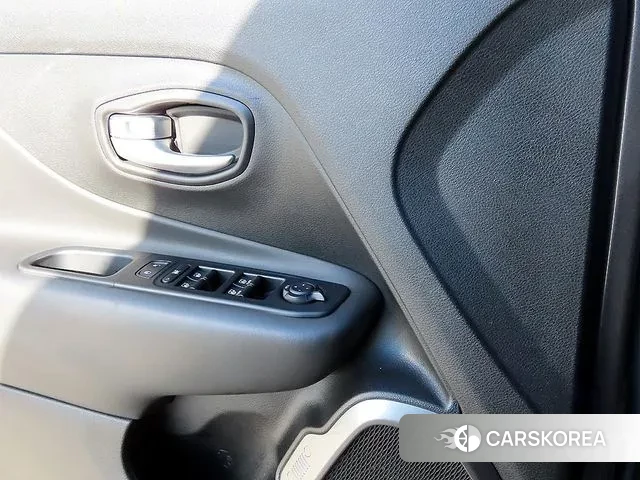 Jeep Renegade 2020 Серебристо-серый из Кореи, фото 3