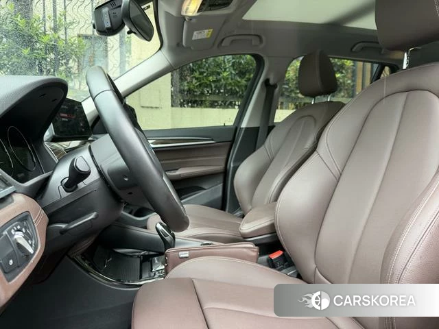 BMW X1 2022 Темно-серый из Китая, фото 3