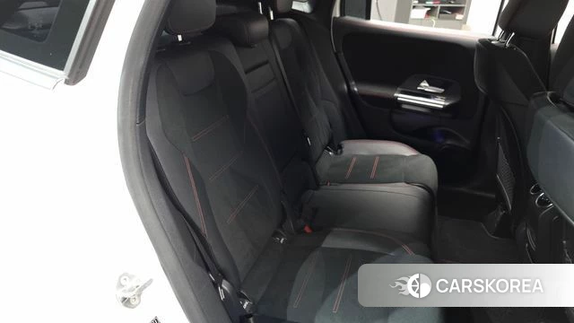 Mercedes-Benz GLA - Class H247 2022 Белый из Кореи, фото 3