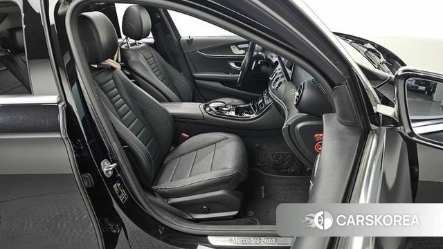 Mercedes-Benz E-Class W213 2018 Черный из Кореи, фото 3