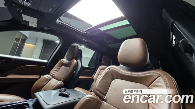 Lincoln Aviator 2nd generation 2022 Белый из Кореи, фото 3