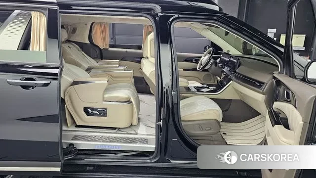 Kia Carnival 4th generation 2022 Черный из Кореи, фото 3