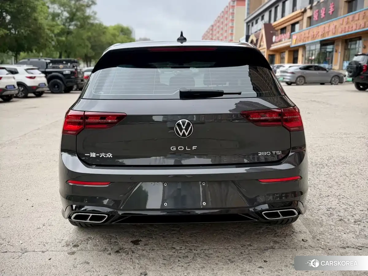 Volkswagen Golf 2023 Черный из Китая, фото 3