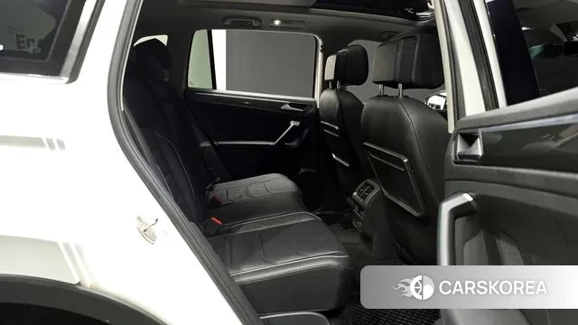 Volkswagen Tiguan second Generation 2020 Белый из Кореи, фото 3