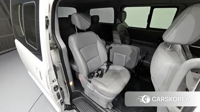 Hyundai The New Grand Starex 2018 Серебряный из Кореи, фото 3