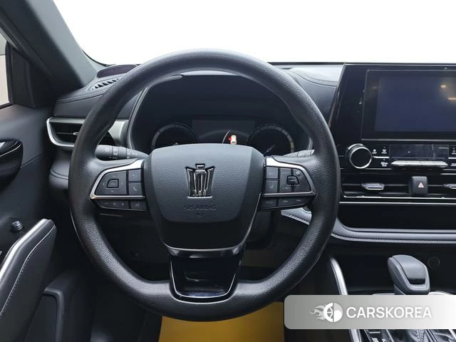 Toyota Crown Lufang 2024 Белый из Китая, фото 3
