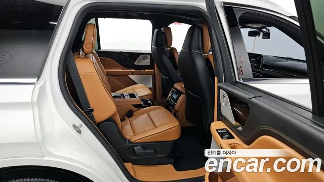 Lincoln Aviator 2nd generation 2020 Белый из Кореи, фото 3