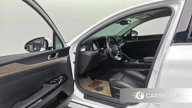 Kia K5 3rd generation 2022 Белый из Кореи, фото 3