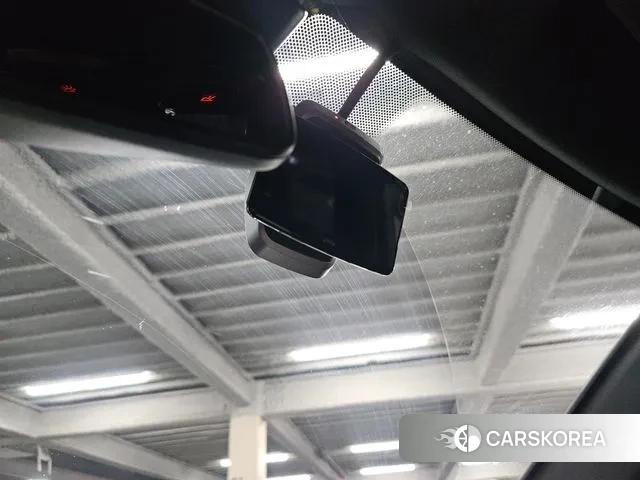 BMW 5 Series (G30) 2023 Серый из Кореи, фото 3