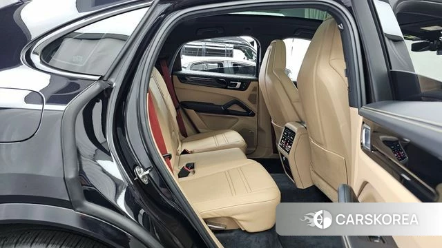 Porsche Cayenne (PO536) 2021 Черный из Кореи, фото 3