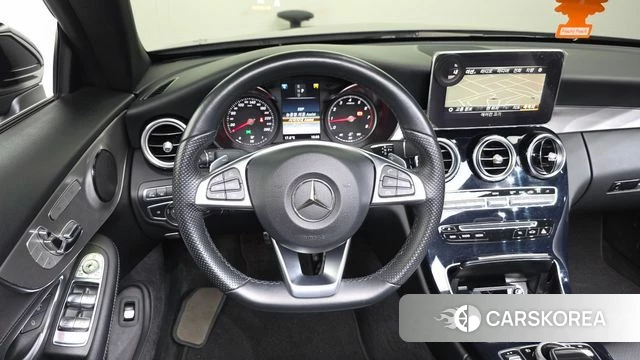 Mercedes-Benz C-Class W205 2018 Черный из Кореи, фото 3