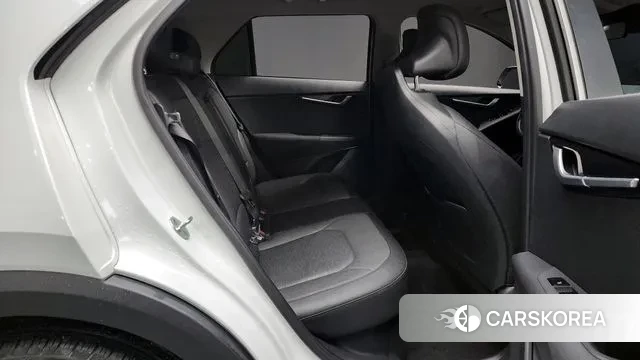 Kia Di Ol Nu Niro 2022 Белый из Кореи, фото 3