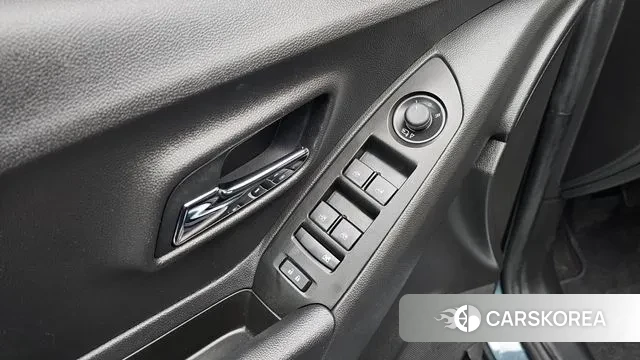 Chevrolet (GM Daewoo) The New Trax 2021 Синий из Кореи, фото 3