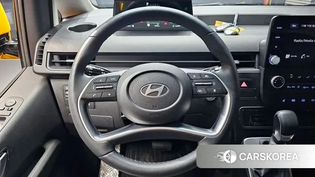Hyundai Staria 2024 Желтый из Кореи, фото 3