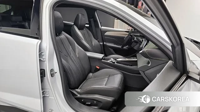 Peugeot 408 2024 Белый из Кореи, фото 3