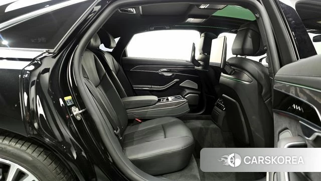 Audi A8 (D5) 2022 Черный из Кореи, фото 3