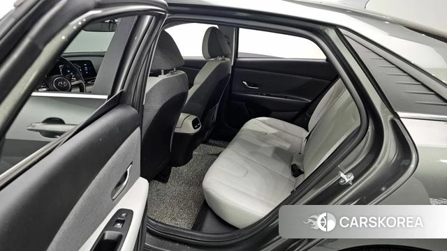 Hyundai Avante (CN7) 2023 Серый из Кореи, фото 3