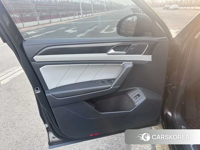 Volkswagen Tanyue 2022 Черный из Китая, фото 3