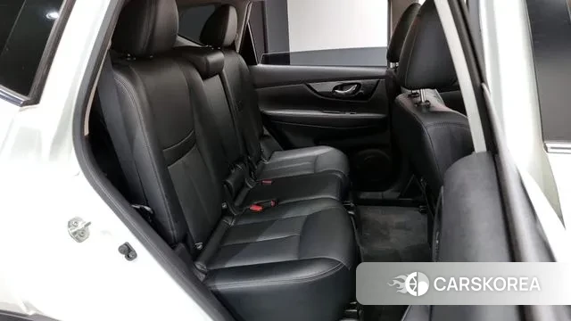 Nissan X Trail 2018 Белый из Кореи, фото 3