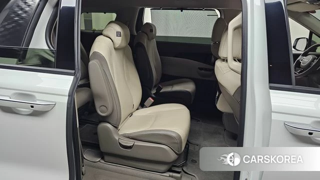 Kia Carnival 4th generation 2022 Белый из Кореи, фото 3