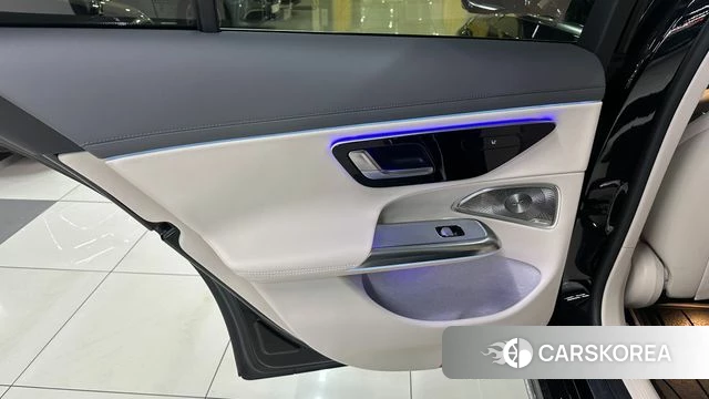 Mercedes-Benz E-Class W214 2025 Черный из Кореи, фото 3