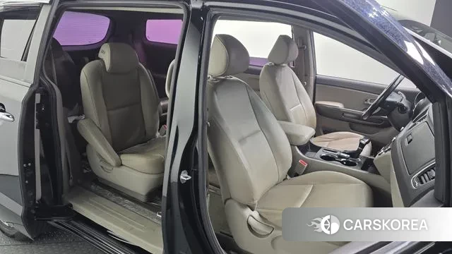 Kia The New Carnival 2018 Черный из Кореи, фото 3