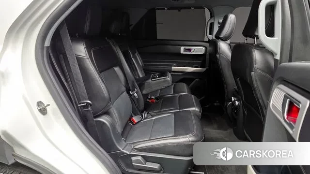 Ford Explorer 6th Generation 2021 Белый из Кореи, фото 3