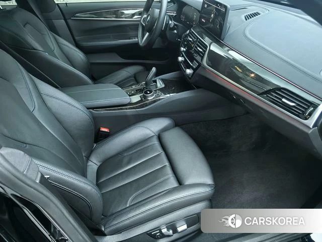 BMW 6 series GT 2024 Черный из Китая, фото 3