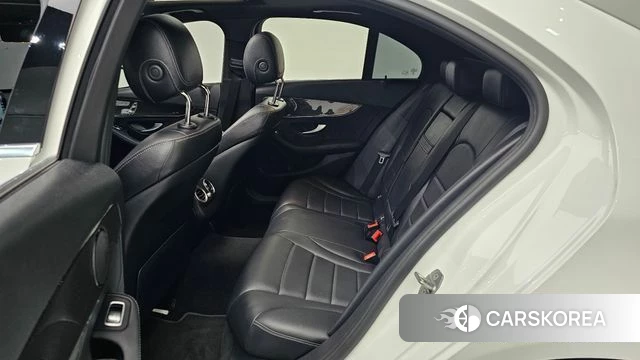 Mercedes-Benz C-Class W205 2021 Белый из Кореи, фото 3