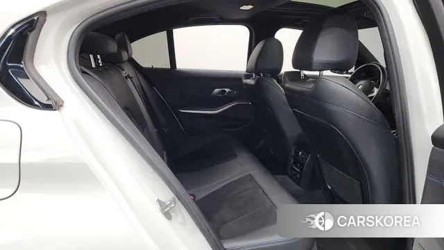 BMW 3 Series (G20) 2020 Белый из Кореи, фото 3