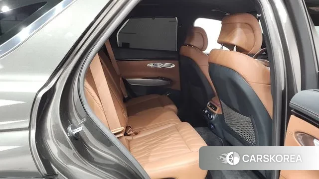 Genesis GV70 2024 Серый из Кореи, фото 3