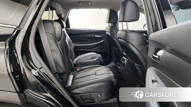 Hyundai The New Santa Fe 2023 Черный из Кореи, фото 3