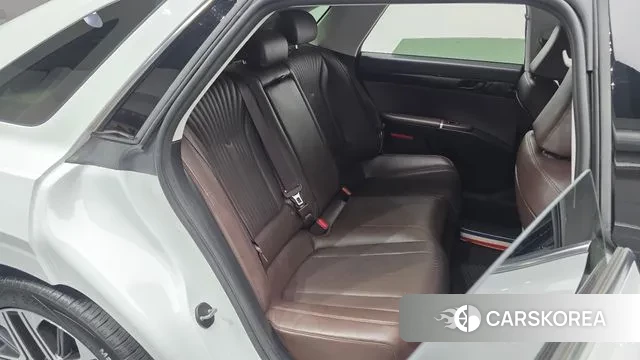 Hyundai Grandeur Hybrid (GN7) 2023 Белый из Кореи, фото 3