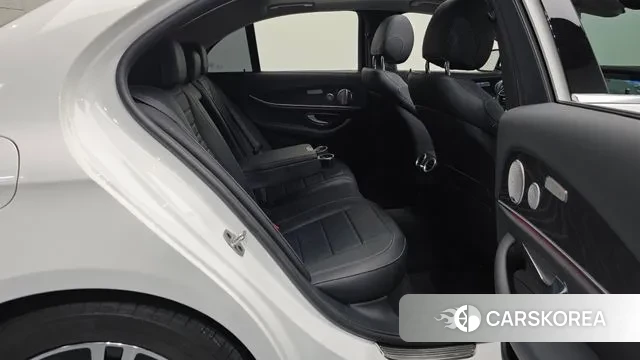 Mercedes-Benz E-Class W213 2020 Белый из Кореи, фото 3