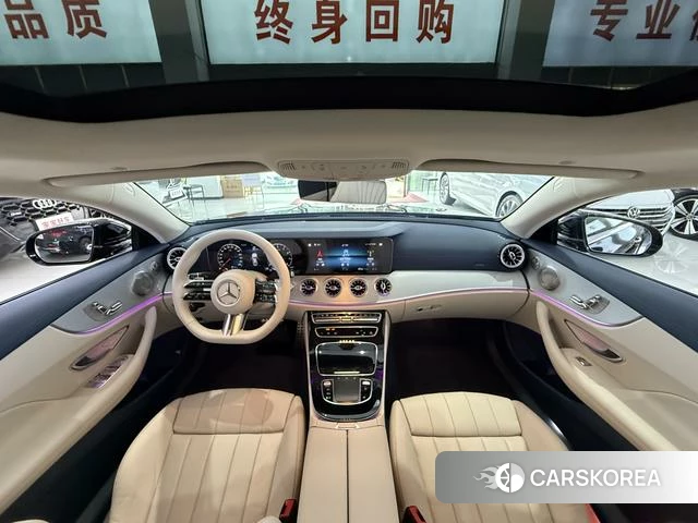 Mercedes-Benz E-class (imported) 2023 Зеленый из Китая, фото 3