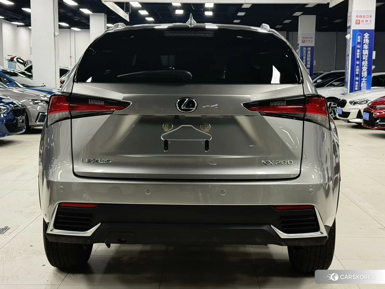 Lexus NX 2019 Серебристо-серый из Китая, фото 3