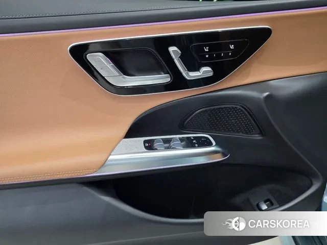 Mercedes-Benz E-Class W214 2024 Синий нефрит из Кореи, фото 3