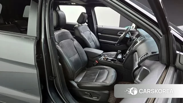 Ford Explorer 2018 Серый из Кореи, фото 3