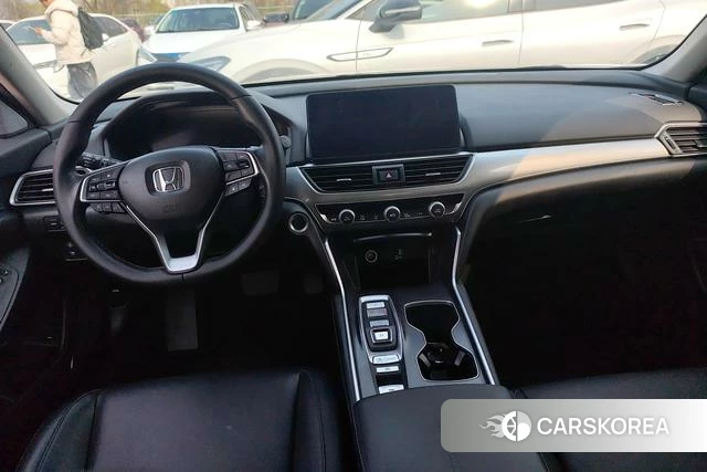 Honda Accord 2023 Белый из Китая, фото 3