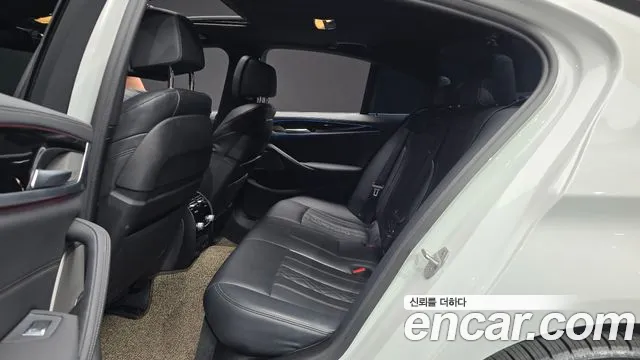 BMW 5 Series (G30) 2020 Белый из Кореи, фото 3