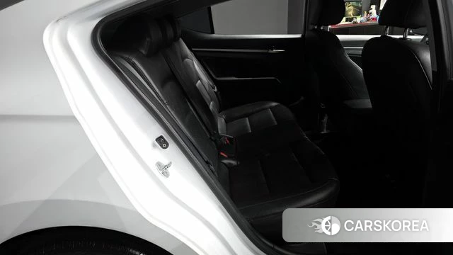 Hyundai The New Avante AD id 3955447 из Кореи 3