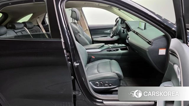 Genesis Electrified GV70 2022 Черный из Кореи, фото 3