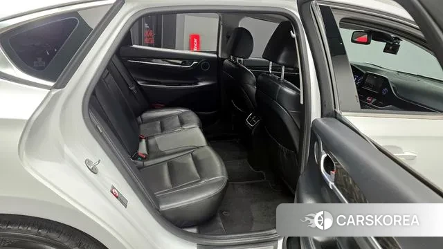 Hyundai Grandeur IG 2018 Белый из Кореи, фото 3