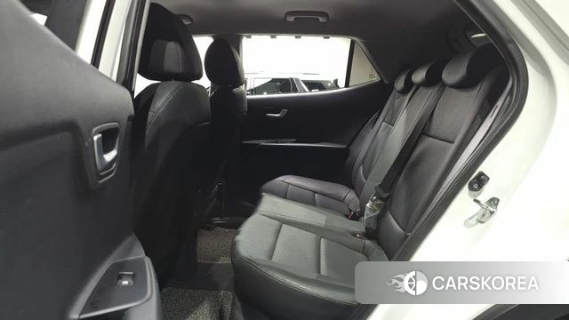 Kia Stonic 2019 Белый из Кореи, фото 3