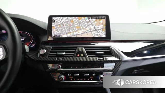 BMW 5 Series (G30) 2022 Черный из Кореи, фото 3