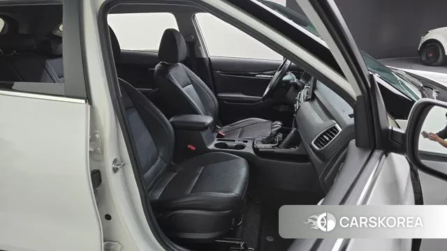 Kia Seltos 2022 Белый из Кореи, фото 3