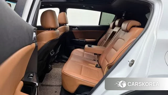 Kia Sportage 4th Generation 2018 Белый из Кореи, фото 3