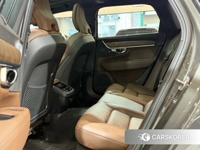 Volvo V90 2020 Темно-серый из Китая, фото 3