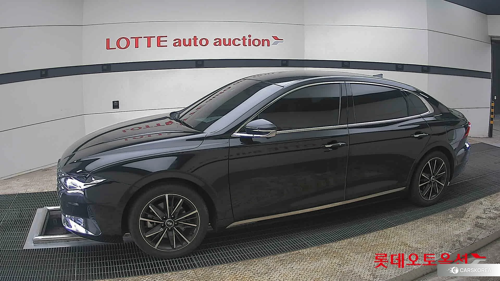 Hyundai Grandeur 2023 Черный из Кореи, фото 3